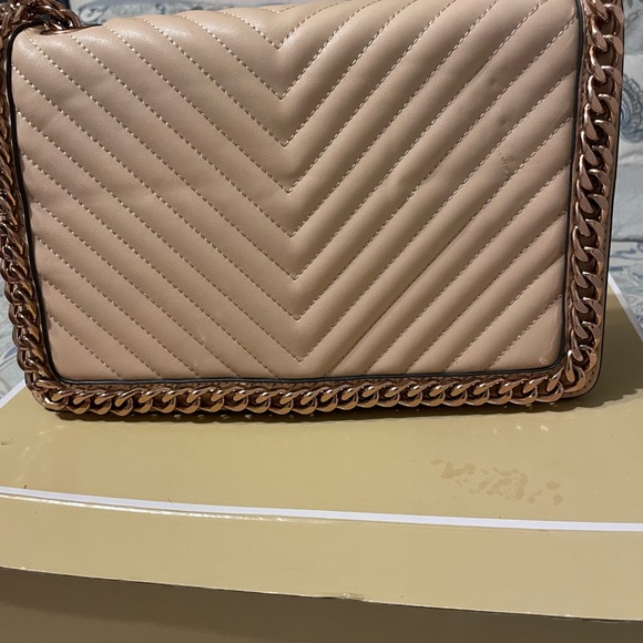 Bring new with tags neverr use just getting rid off if some stuff - Picture 1 of 2